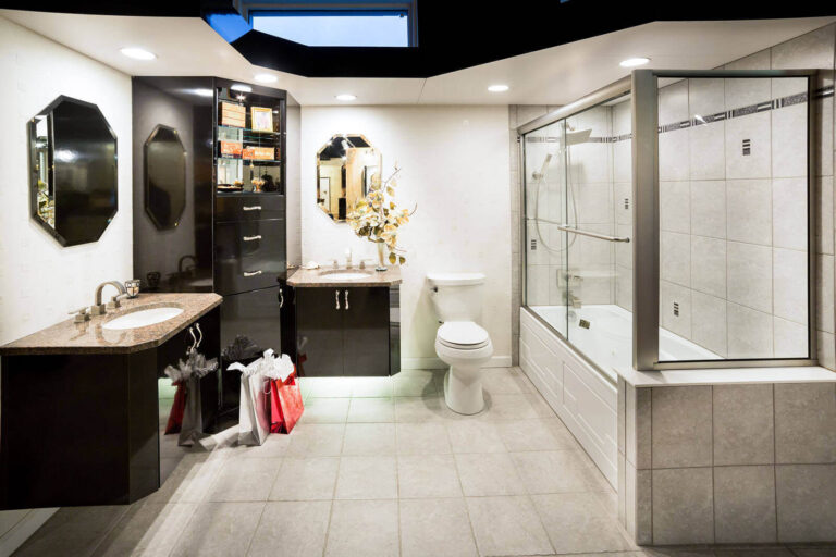 Top_Trands_For_Bathroom_Remodels_Out_With_The_Old_And_In_With_The_New-min